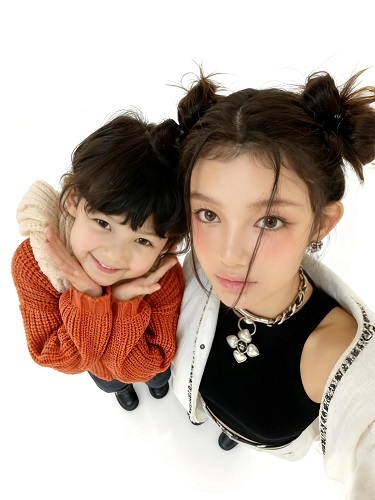 IVE Gaeul childhood photo composite